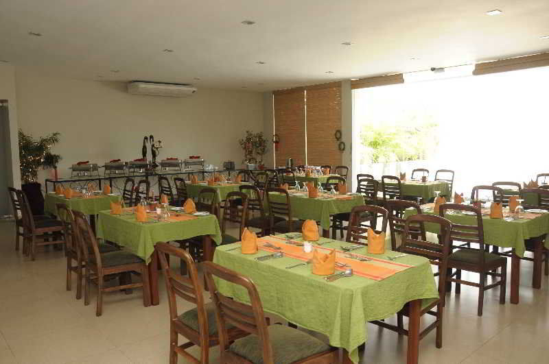 Concord Grand Dehiwala-Mount Lavinia Exterior foto